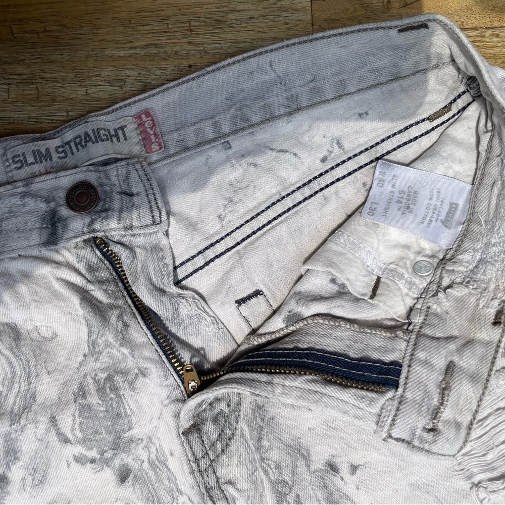 Levi's White Jean Shorts Distressed Vintage Look
